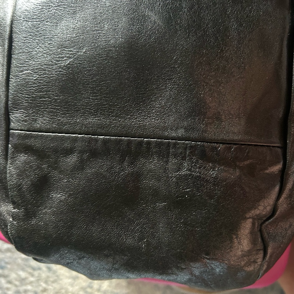 Chloe Black Leather Handbag - Picture 6 of 11